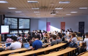 MBA İçin ALES Gerekli Mi? ALES, GMAT veya GRE Hakkında Bilmeniz Gerekenler